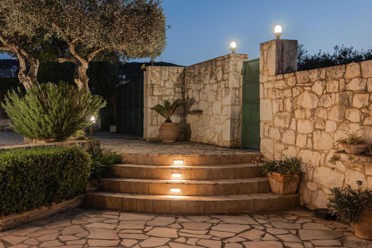 Antonia Blue Villa Mourniaí المظهر الخارجي الصورة